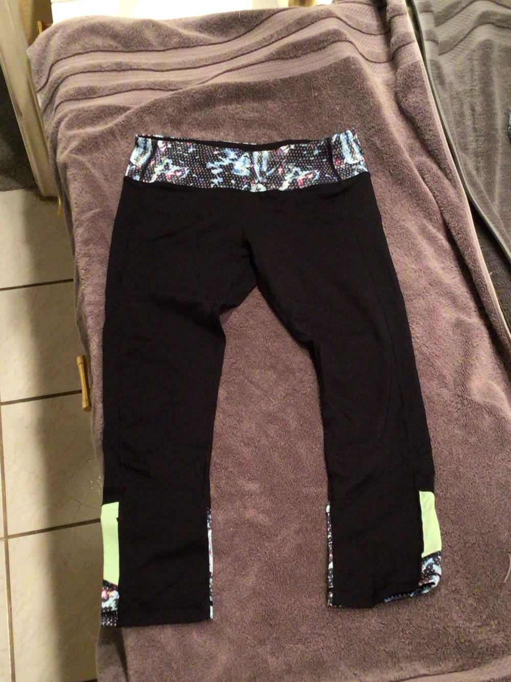 Lululemon size6 used conditions